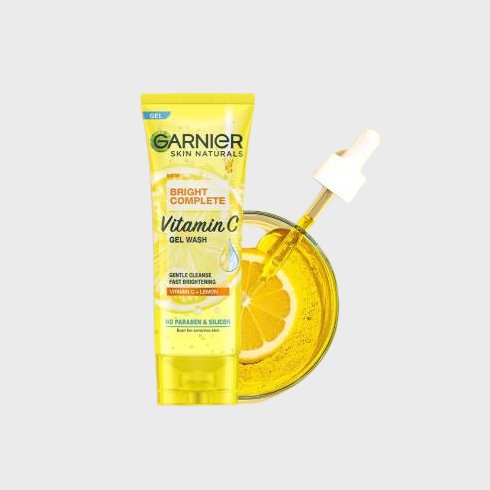 Garnier Bright Complete Vitamin C Gel Facewash, Suitable For Sentitive Skin - 100g Face Wash  